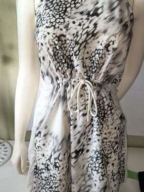 lululemon athletica Black & White Strapless Drawstring Dress